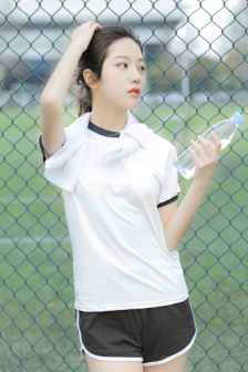 祼女直播